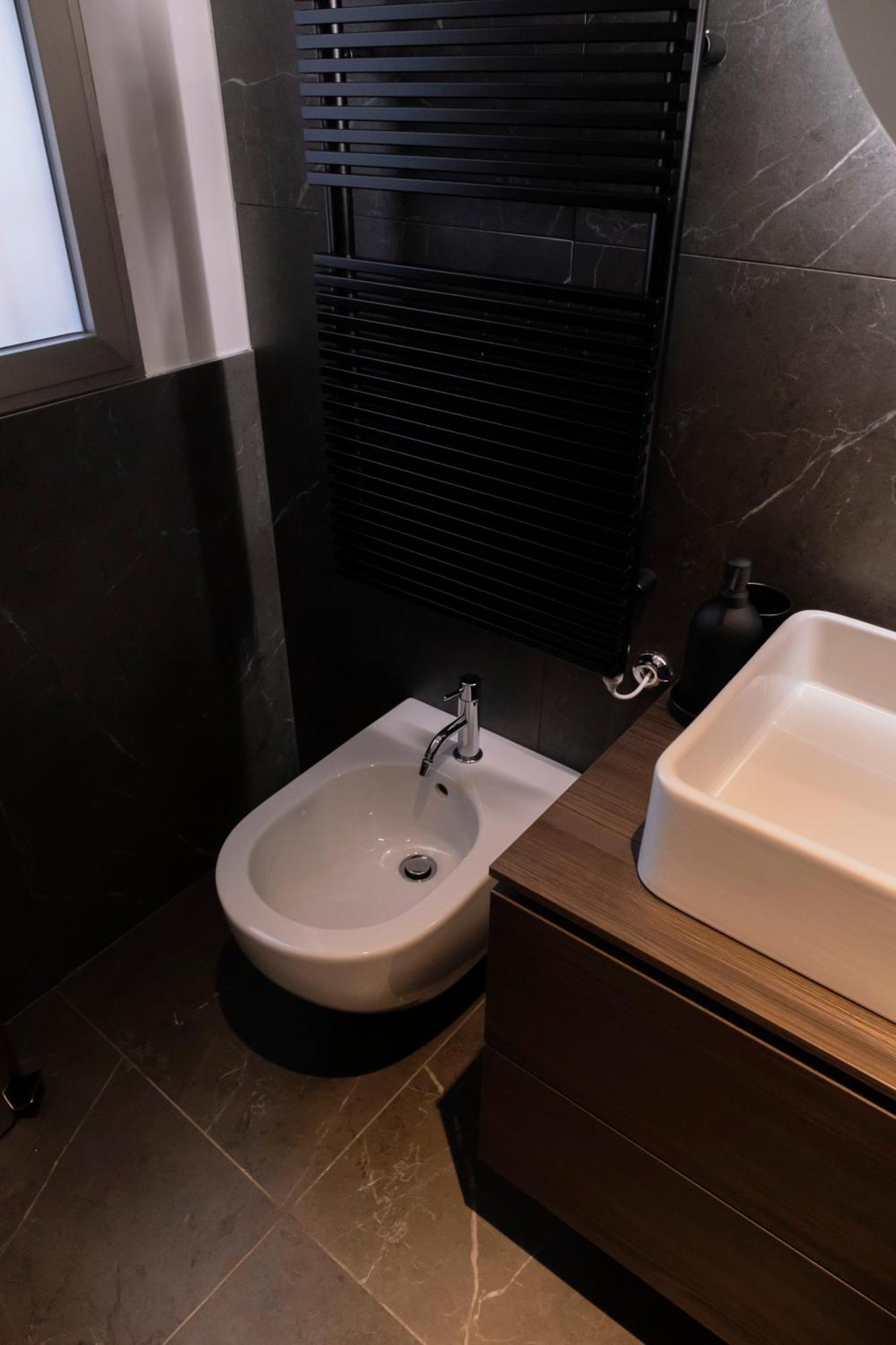 Barneys Design Apartment Taranto Bagian luar foto