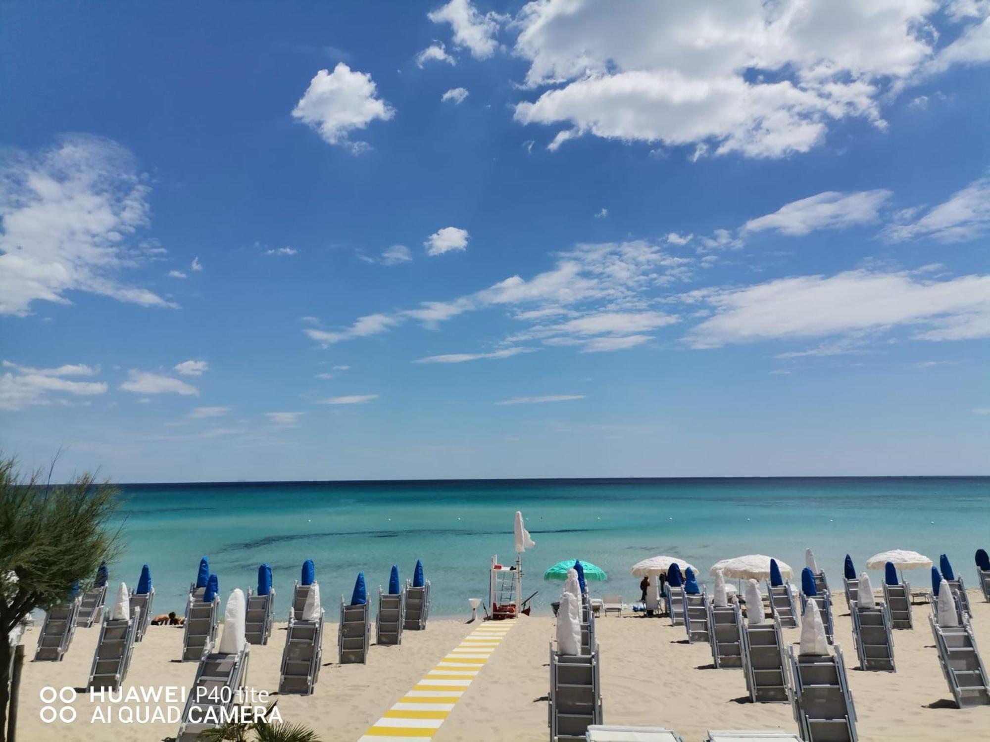 Barneys Design Apartment Taranto Bagian luar foto